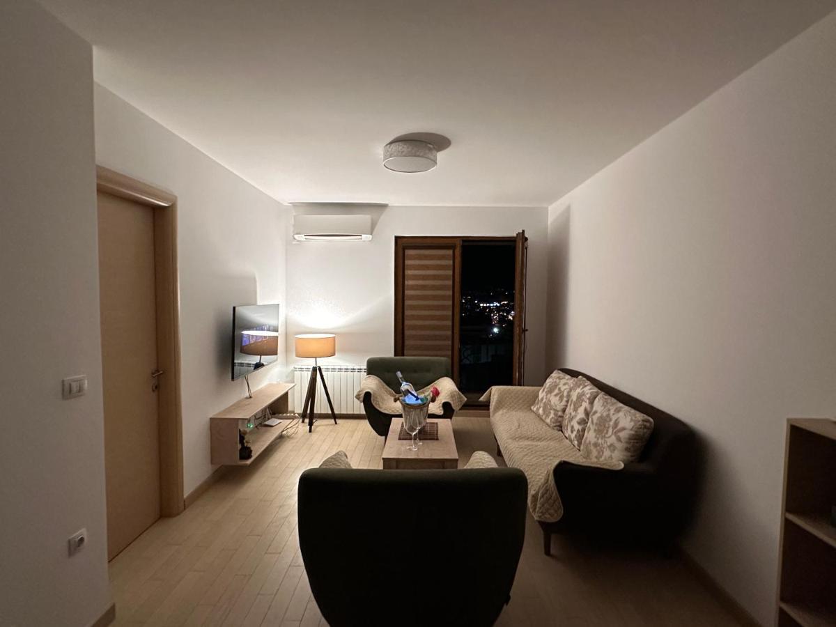 Dow Apartments - Luxury 13Th Floor, Parking Skopje Luaran gambar