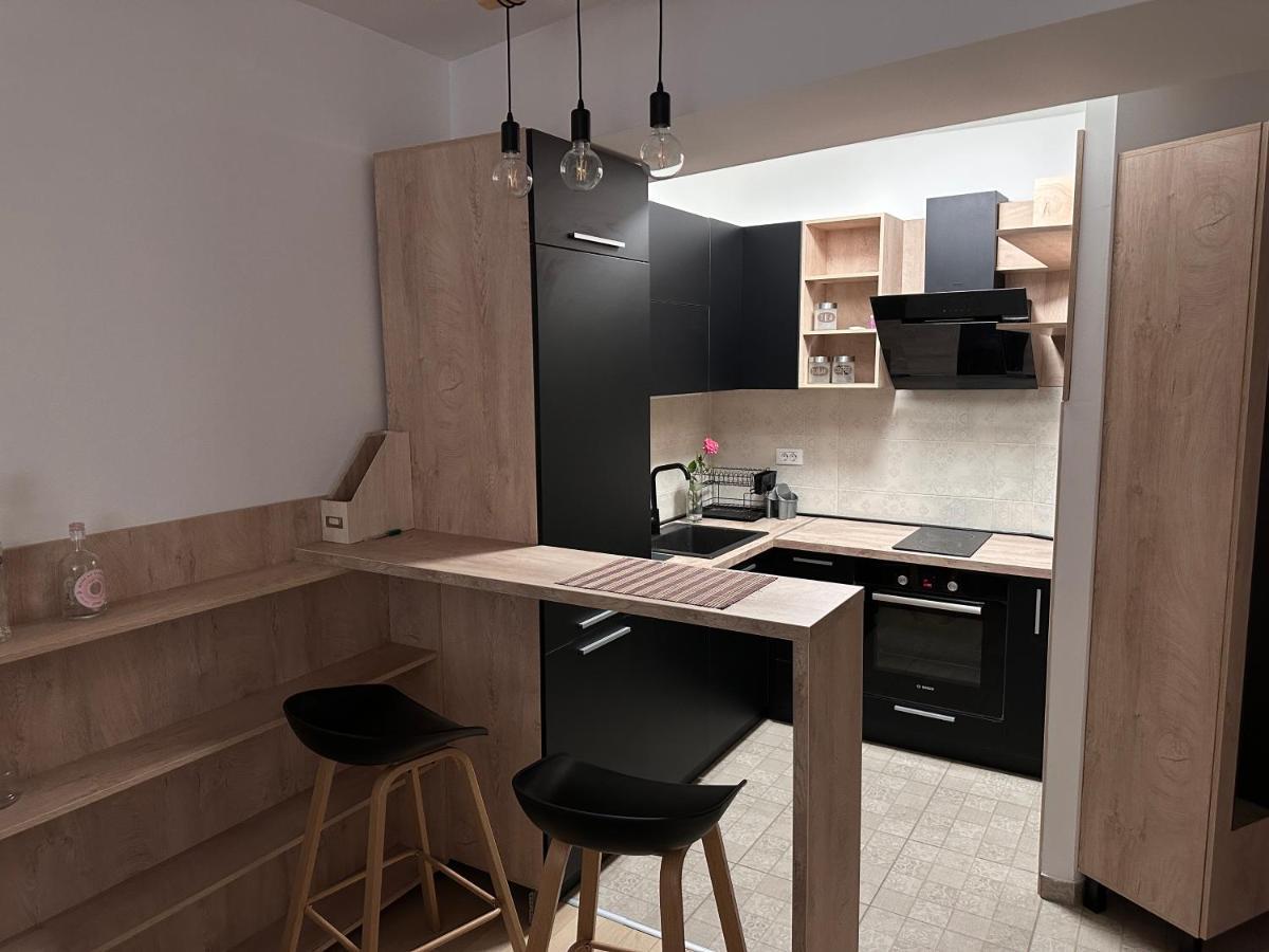 Dow Apartments - Luxury 13Th Floor, Parking Skopje Luaran gambar