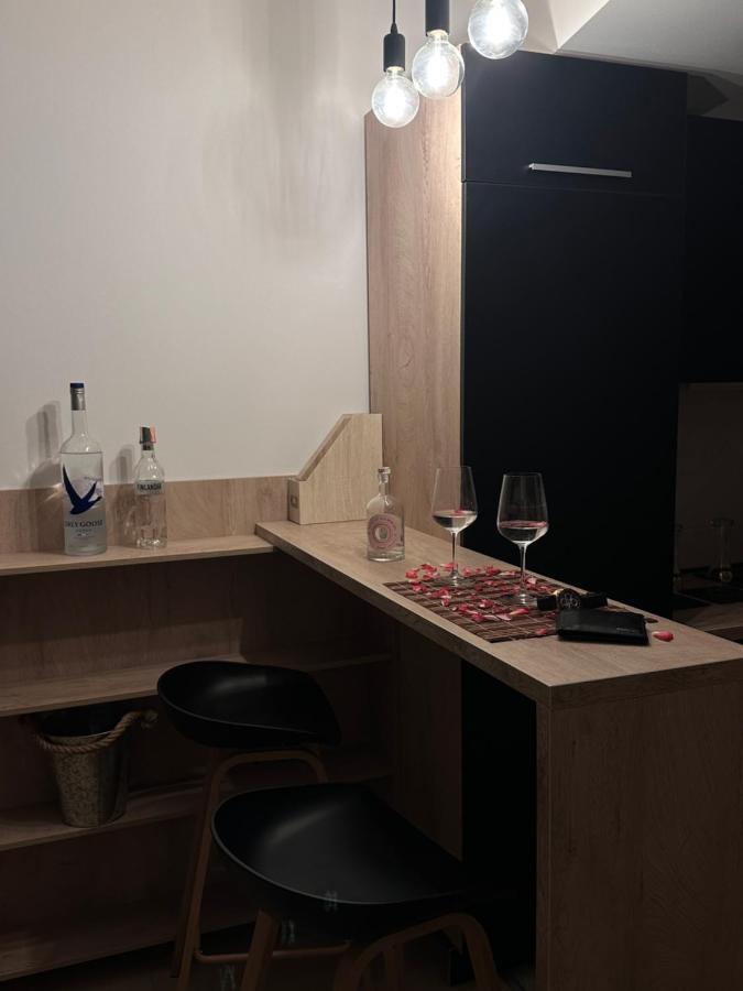 Dow Apartments - Luxury 13Th Floor, Parking Skopje Luaran gambar